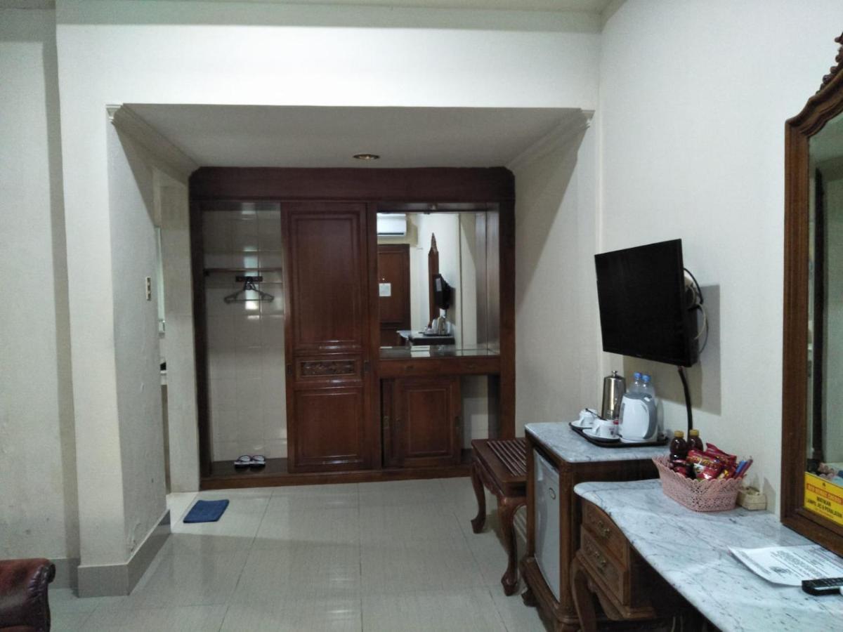 Hotel Indah Palace Yogyakarta Ngoại thất bức ảnh