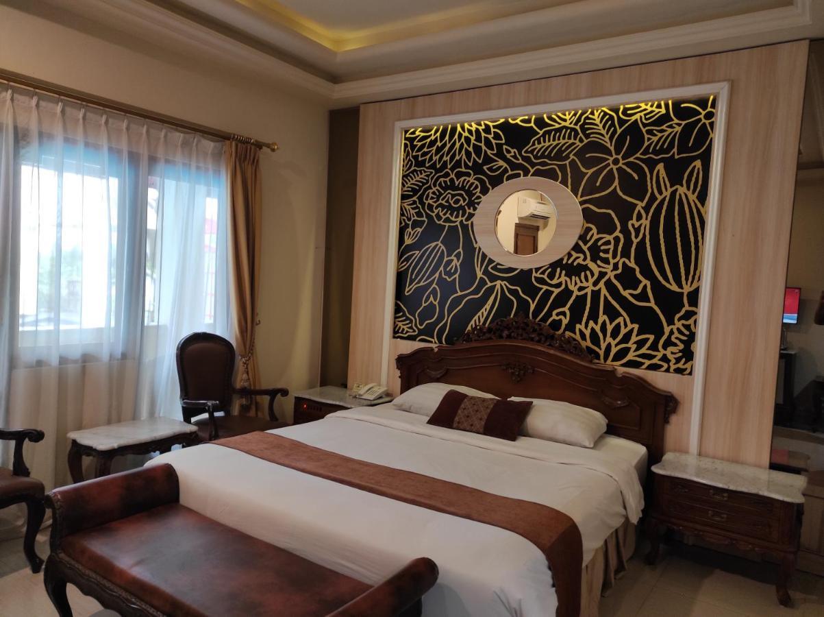 Hotel Indah Palace Yogyakarta Ngoại thất bức ảnh