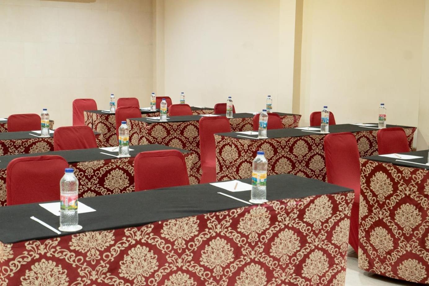 Hotel Indah Palace Yogyakarta Ngoại thất bức ảnh
