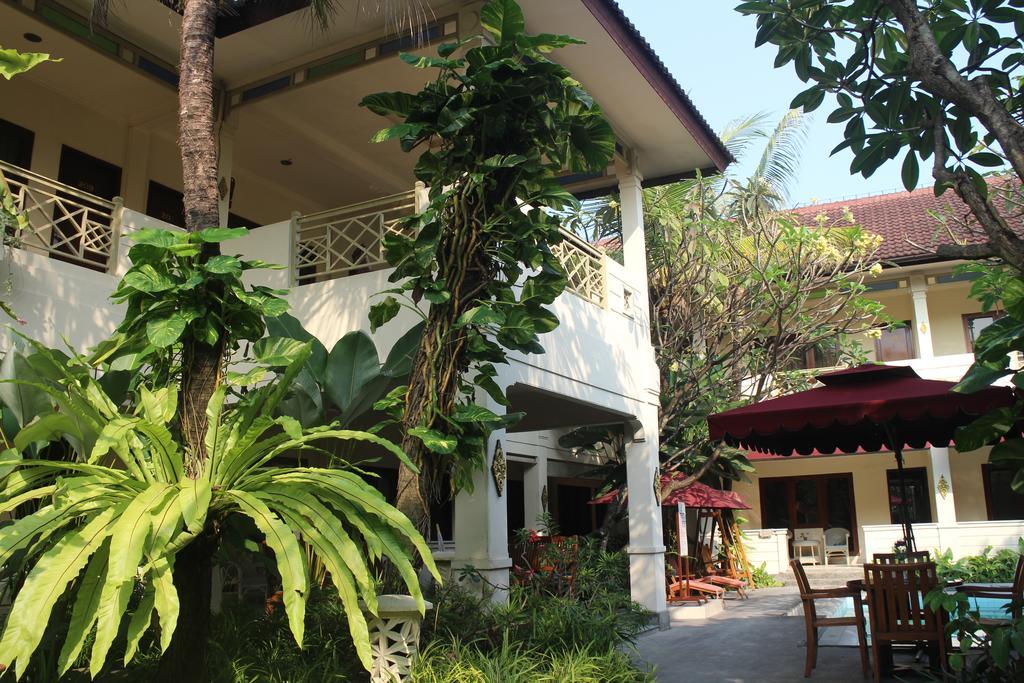 Hotel Indah Palace Yogyakarta Ngoại thất bức ảnh