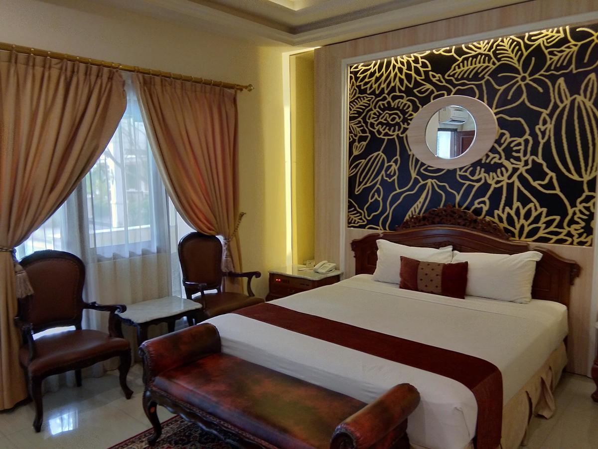 Hotel Indah Palace Yogyakarta Ngoại thất bức ảnh