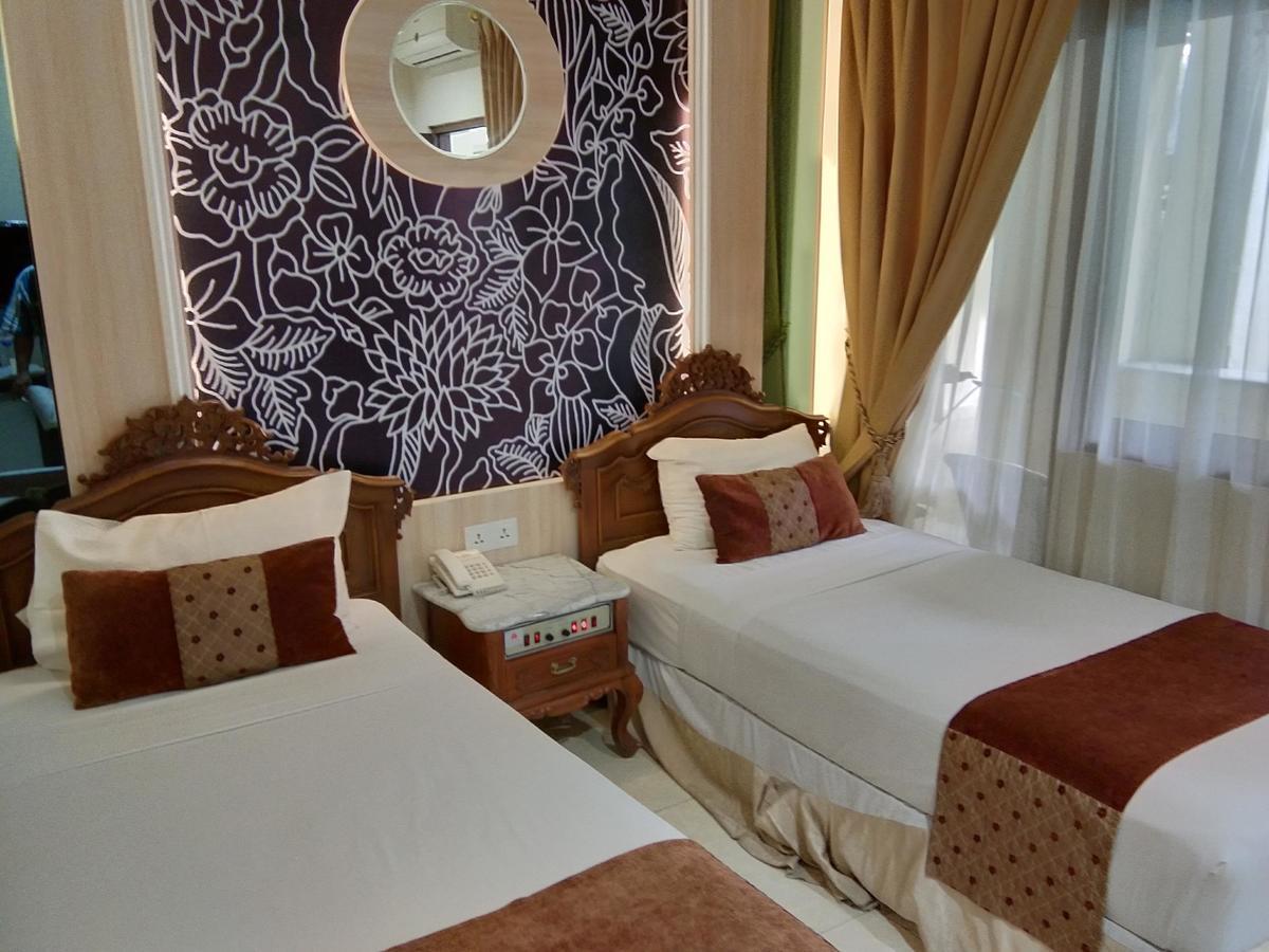 Hotel Indah Palace Yogyakarta Ngoại thất bức ảnh