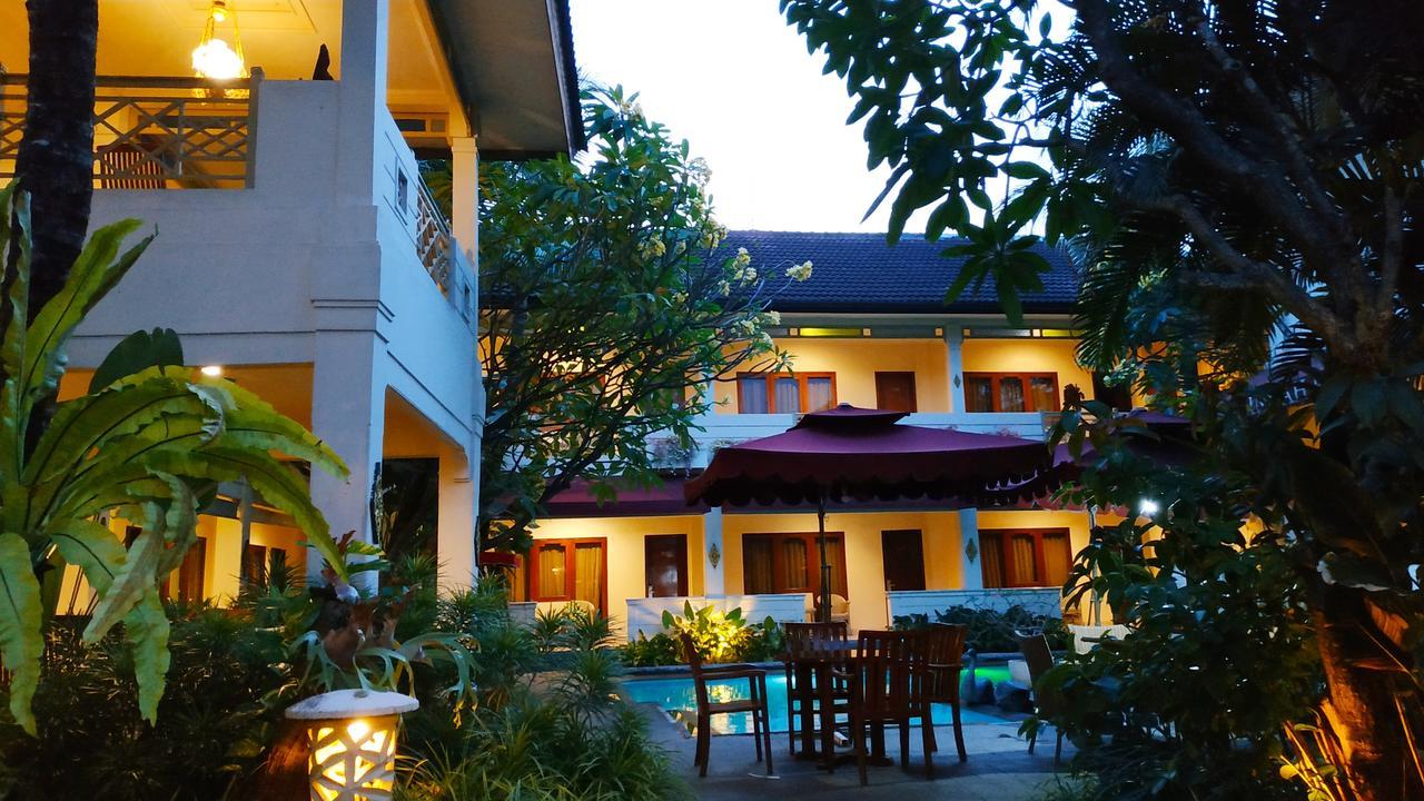 Hotel Indah Palace Yogyakarta Ngoại thất bức ảnh