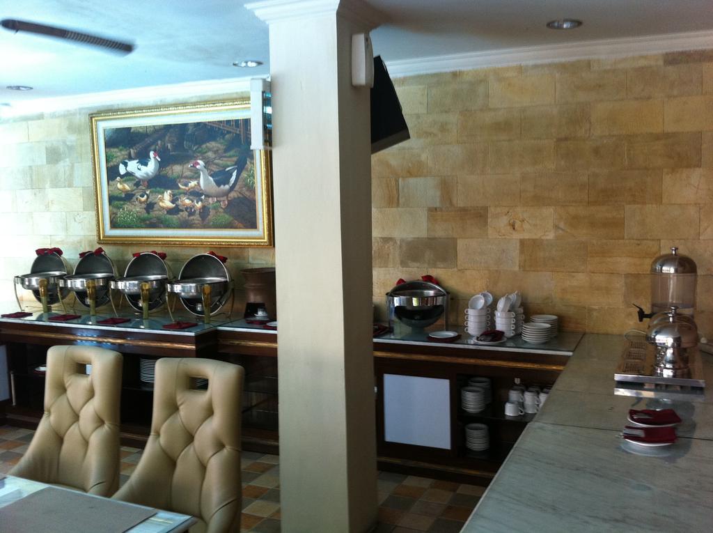 Hotel Indah Palace Yogyakarta Ngoại thất bức ảnh