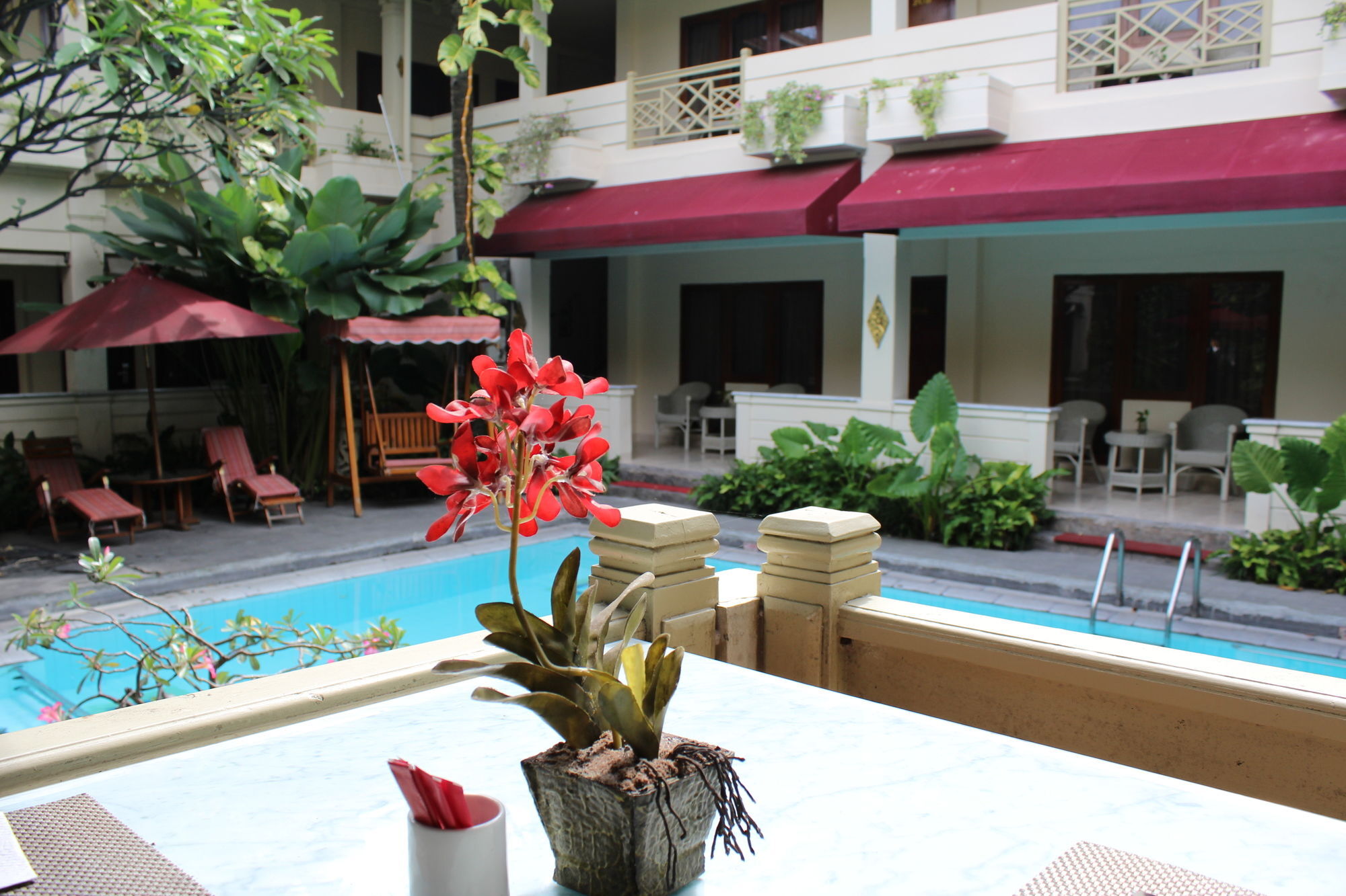 Hotel Indah Palace Yogyakarta Ngoại thất bức ảnh